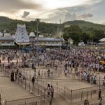 తిరుమలలో భక్తుల అనూహ్య రద్దీ