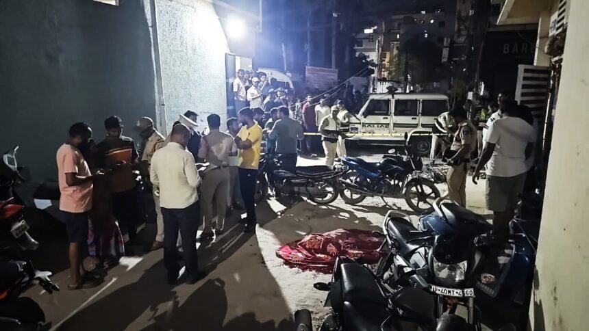 గచ్చిబౌలి లో వ్యక్తి దారుణ హత్య: కత్తితో పొడిచి చంపిన వంట మనిషి